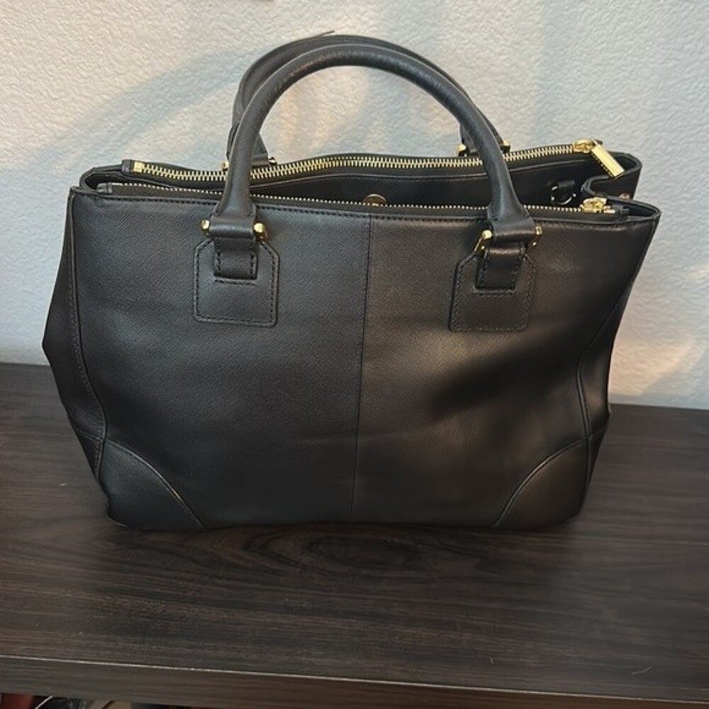Saffiano Tory Burch Tote - Picture 3 of 5